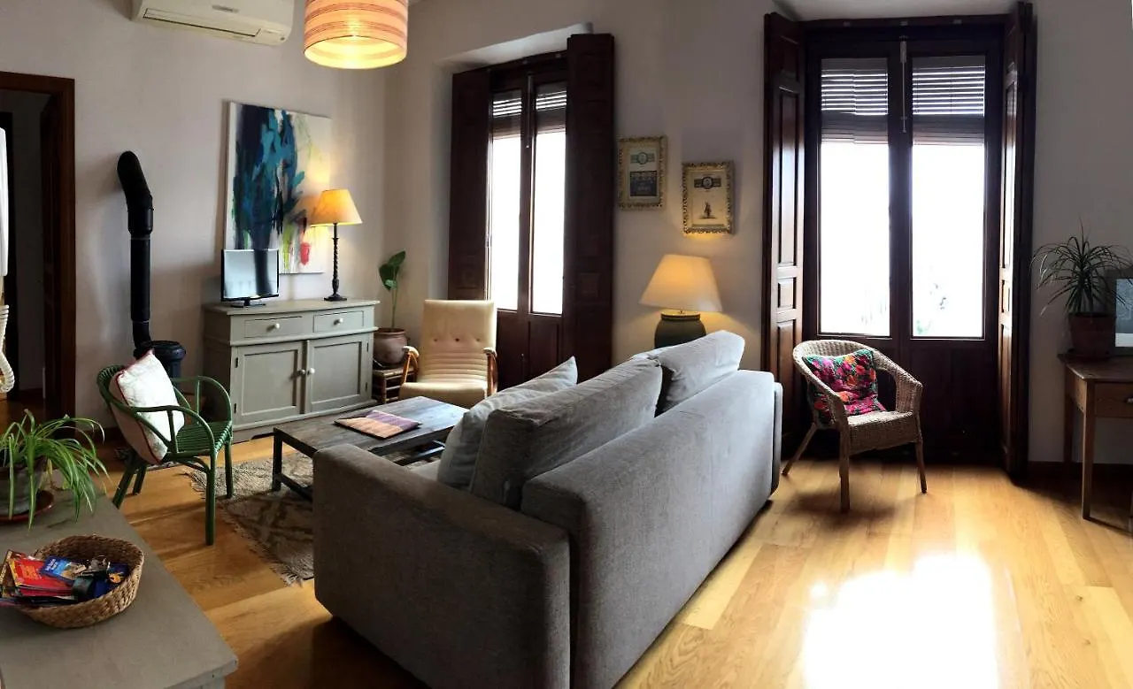 19Th Century Sevillian Apartment Sevilla Spanien